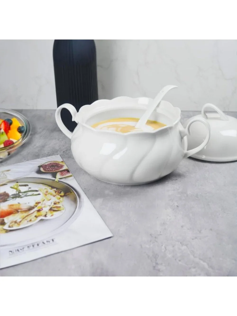 Elegant White Ceramic Soup Tureen with Lid & Spoon, 2.1 QT - Perfect for